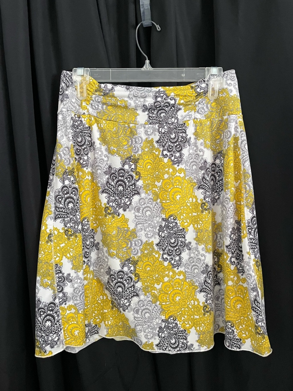 Pull-on A-Line Travel-friendly Skirt